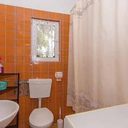 Appartement Beautiful In Selo With Wifi *
